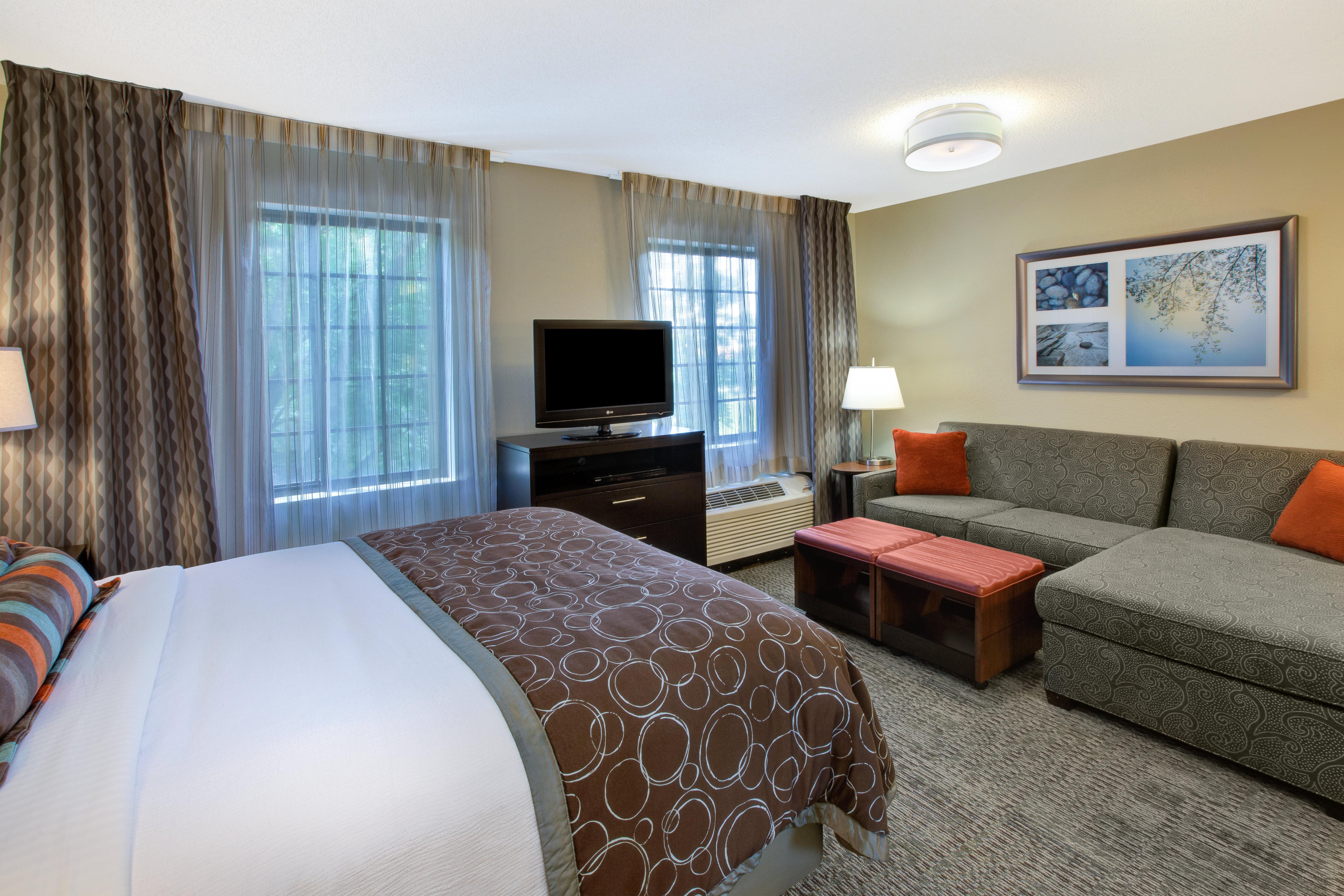 Staybridge Suites Louisville - East By Ihg Exterior photo