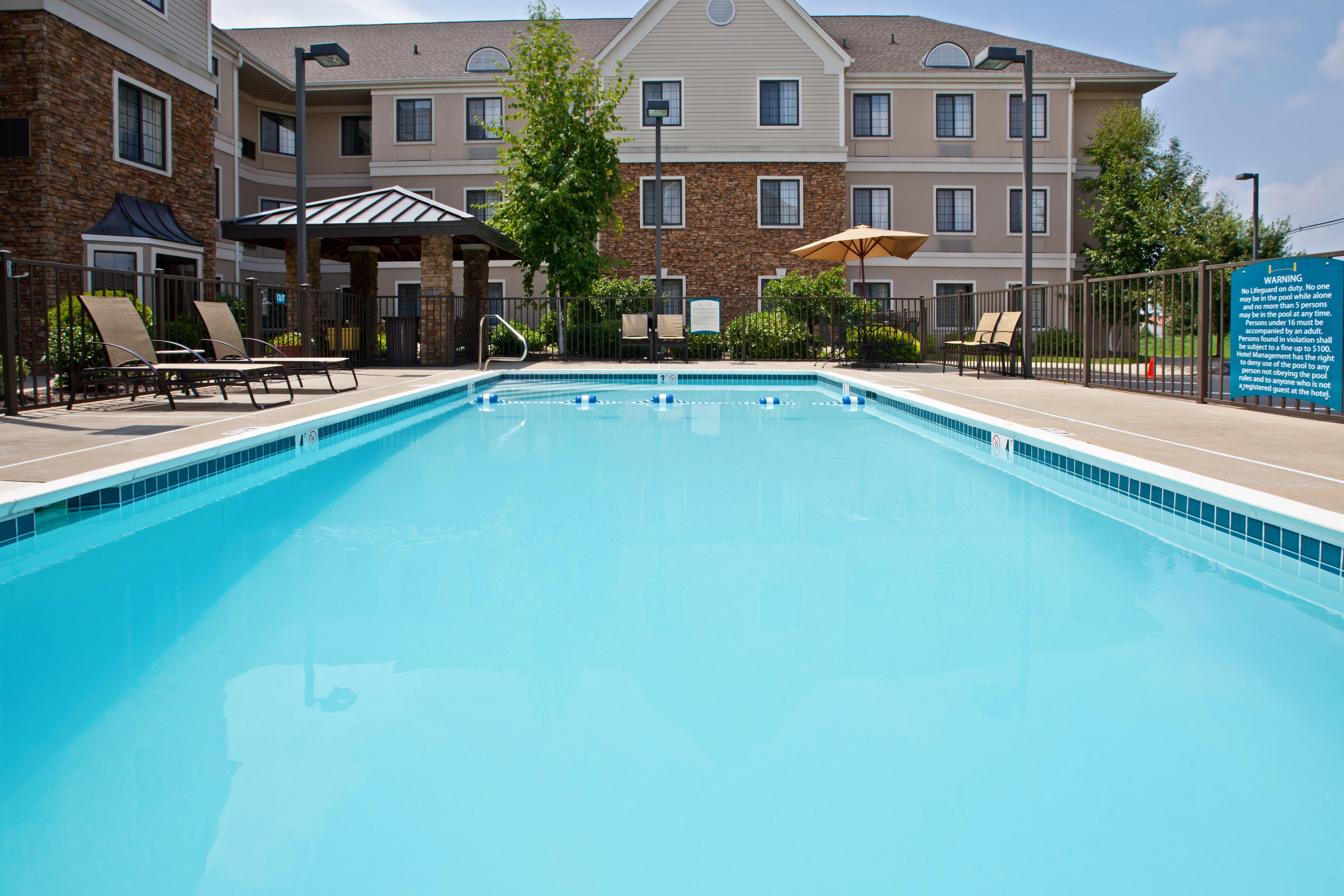 Staybridge Suites Louisville - East By Ihg Exterior photo