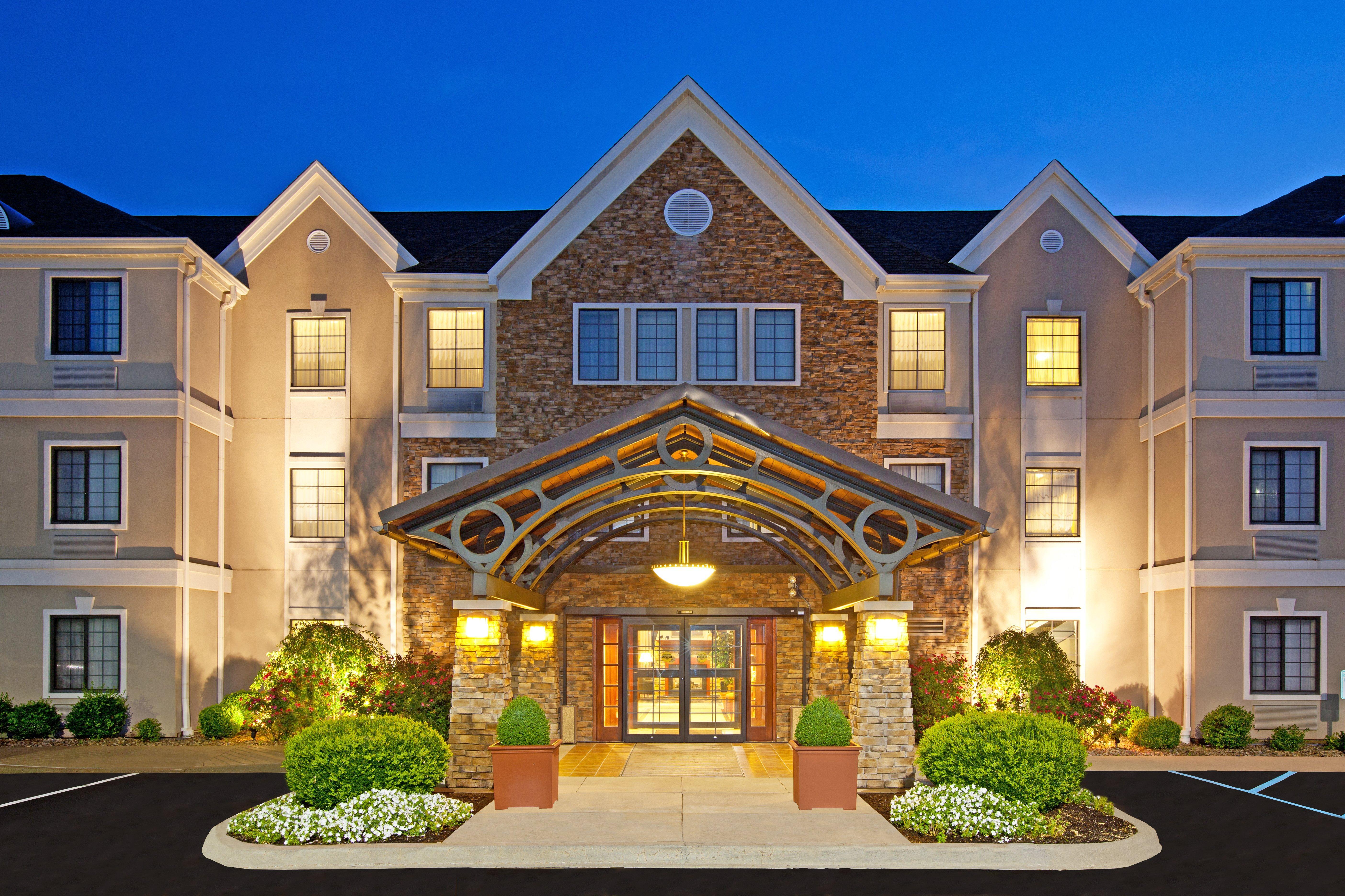 Staybridge Suites Louisville - East By Ihg Exterior photo