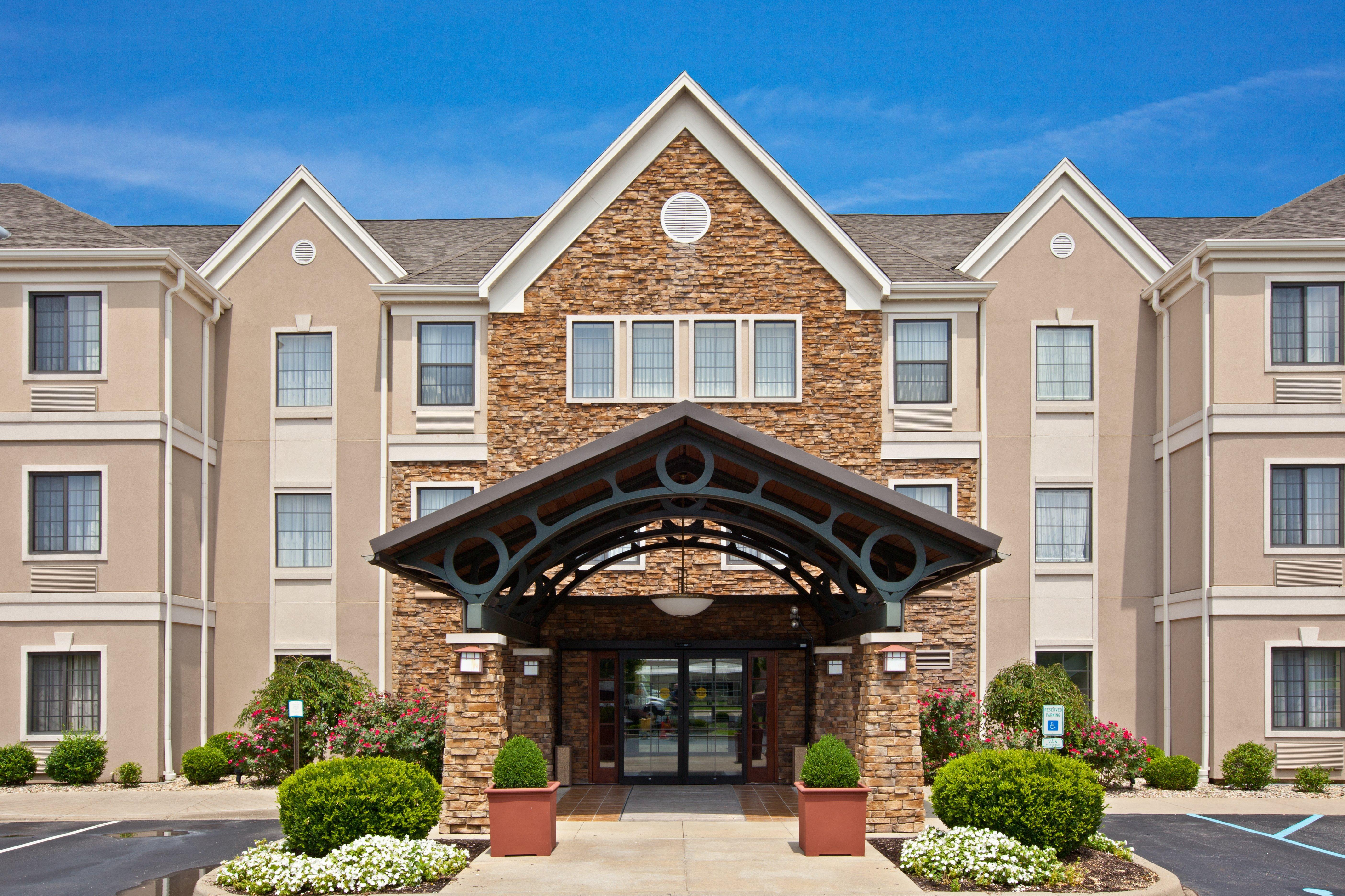 Staybridge Suites Louisville - East By Ihg Exterior photo