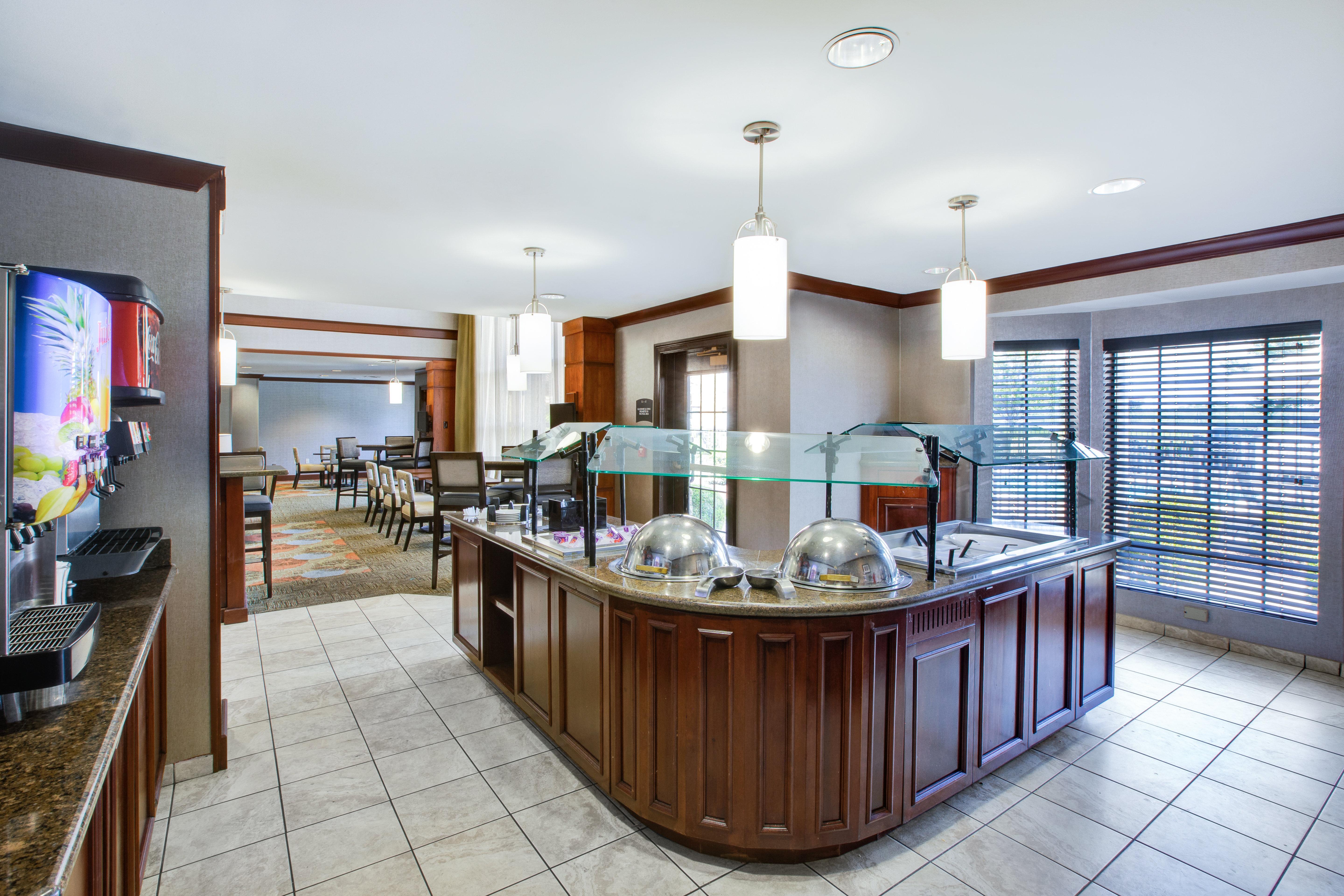 Staybridge Suites Louisville - East By Ihg Exterior photo