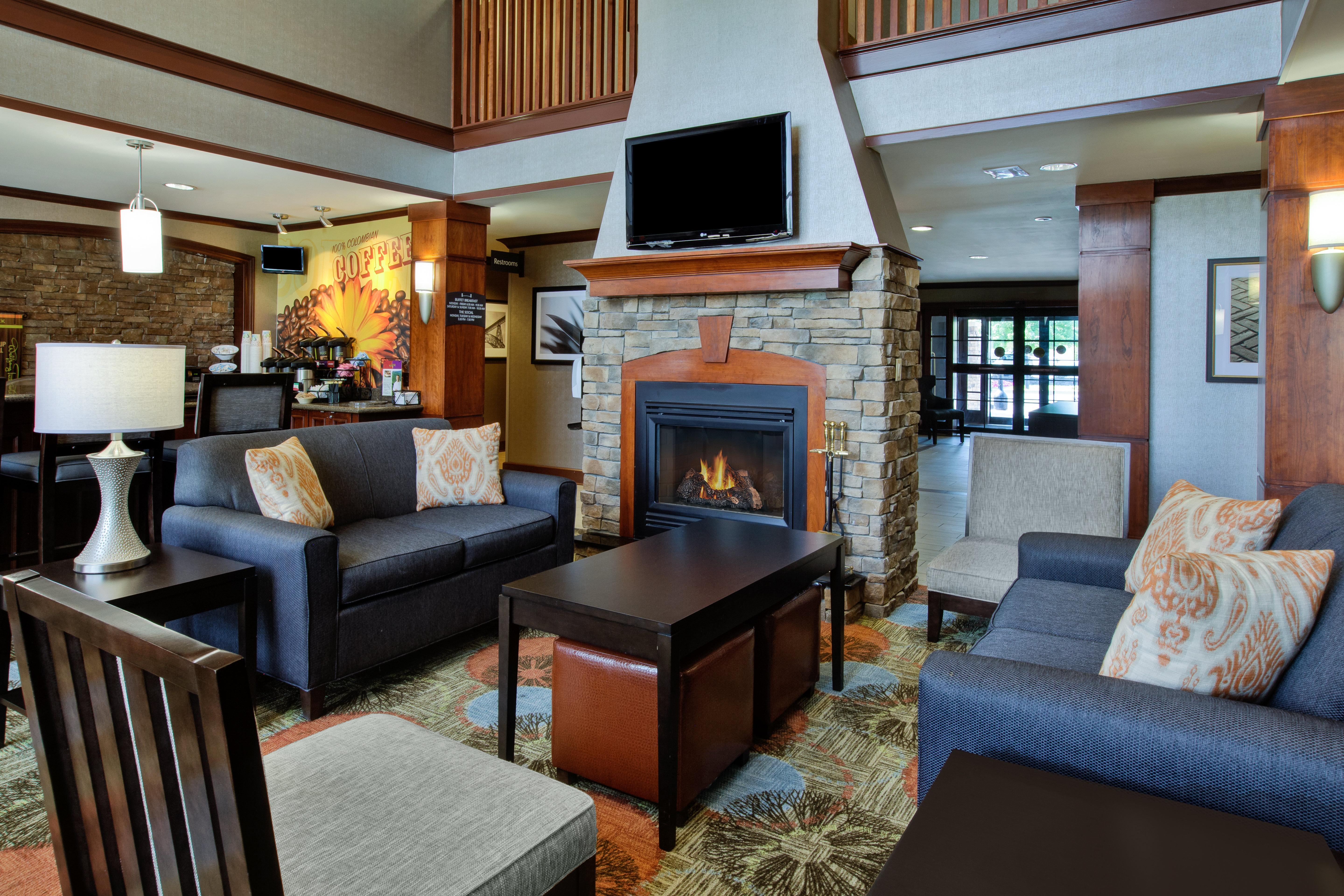Staybridge Suites Louisville - East By Ihg Exterior photo
