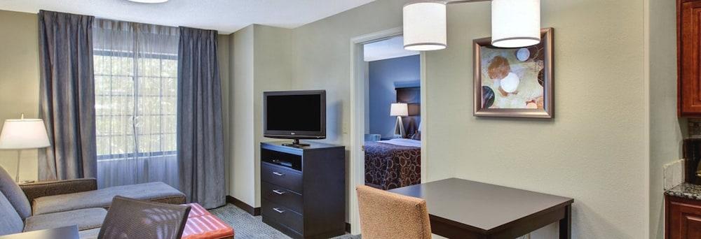 Staybridge Suites Louisville - East By Ihg Exterior photo