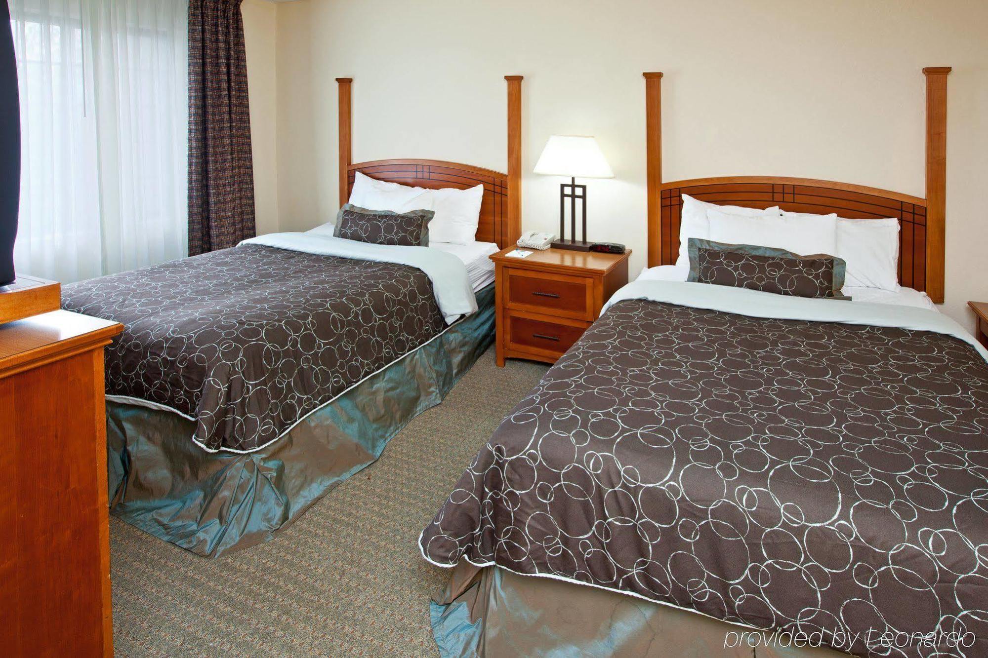 Staybridge Suites Louisville - East By Ihg Room photo